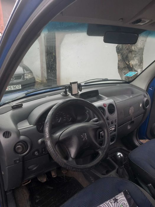 Peugeot partener