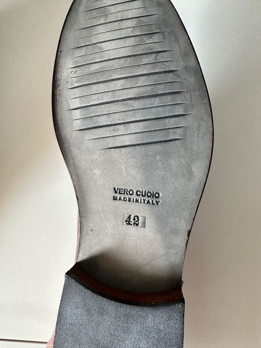 Продам туфли производство италия