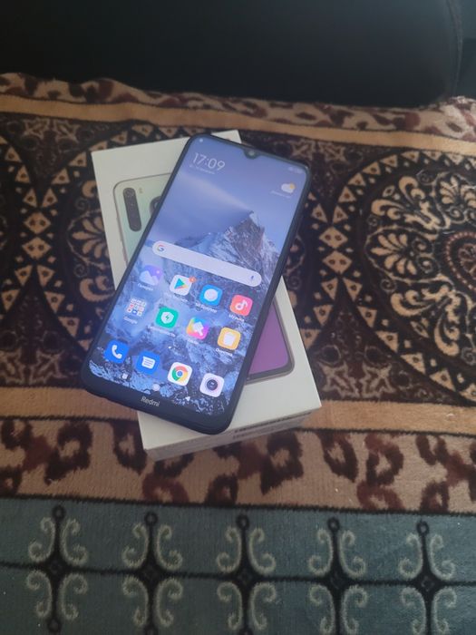 Продам Redmi Note 8