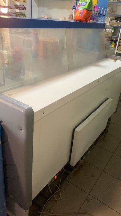 Холодильная витрина