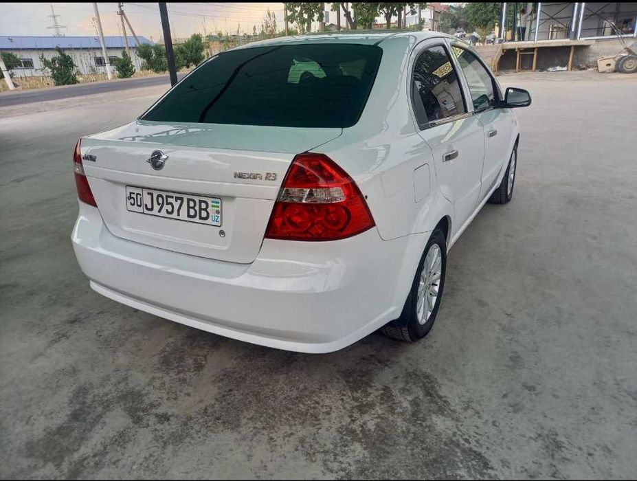 Автомобиль Nexia 3