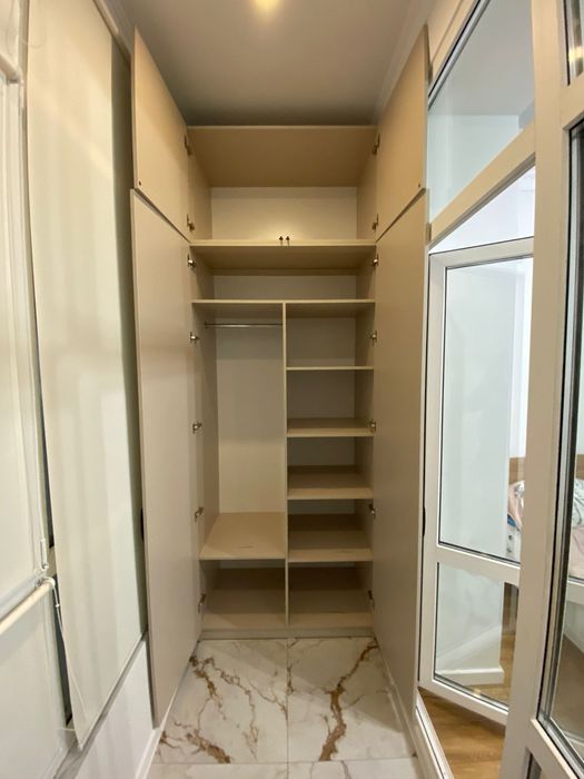 Шкаф для балкона