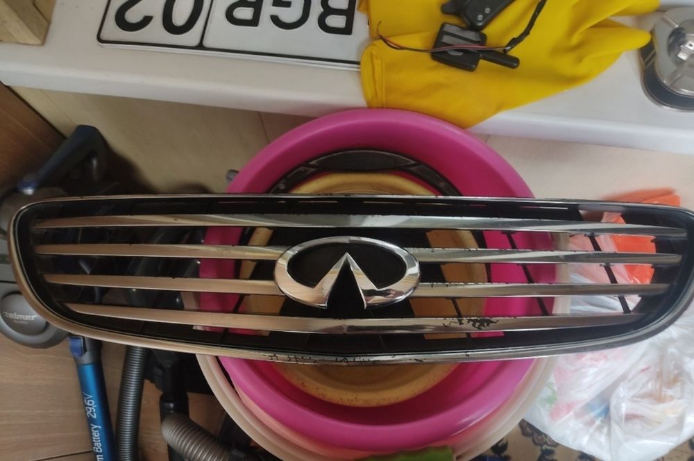 Продам Решетка Радиатора