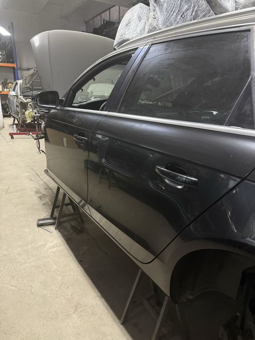 Portiera usa fata spate stanga dreapta Audi A4 B8 8K Break Negru LZ9Y