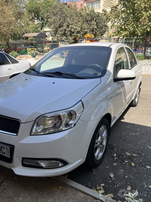 Нехсия 3  2021  автомат 63 000км  ранги тоза
