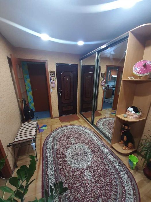 11 микр 3 комн за 17млн