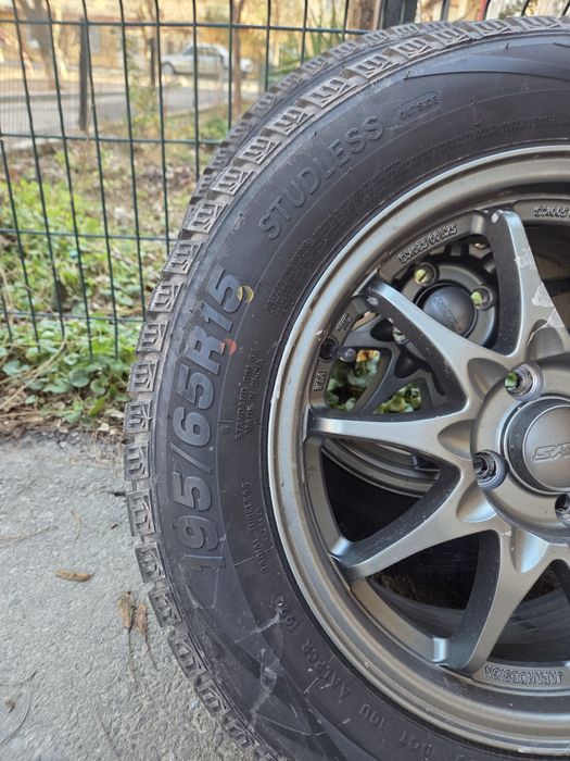 Диски с зимней резиной 195х65х15