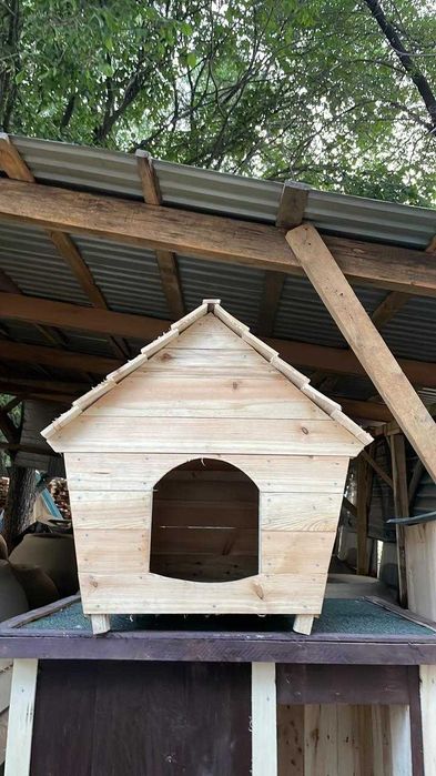 Будка для собаки из дерево