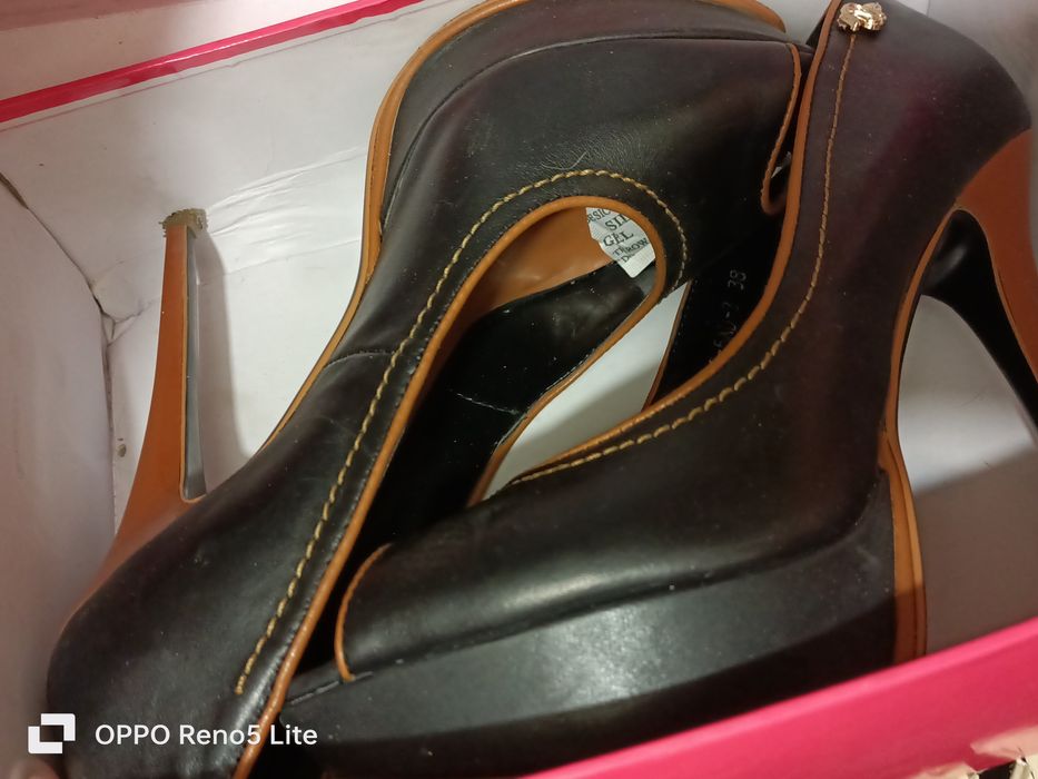 Продам туфли женские