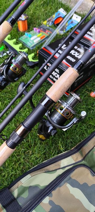 Set Feeder,2 Lansete Carbon Wind Blade Black Fox 3,90m,2 Mulinete Glamour 6000,Geanta,Suporți+2 Monturi+ Matriță+Senzori+ Fir