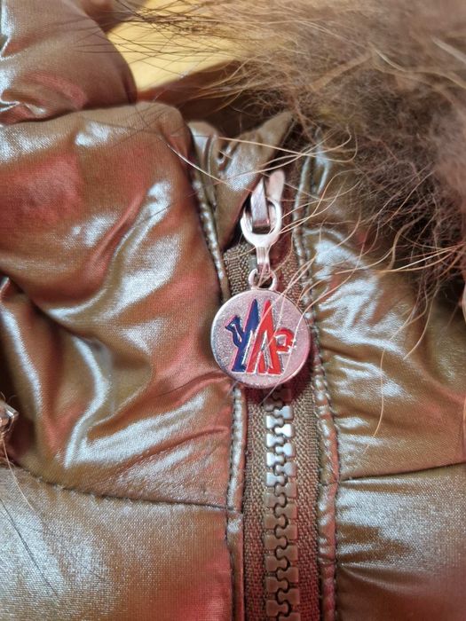 Яке с гъши пух Moncler като ново