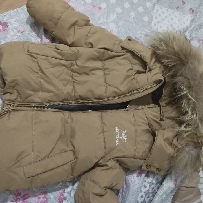 Продам детскую куртку теплый