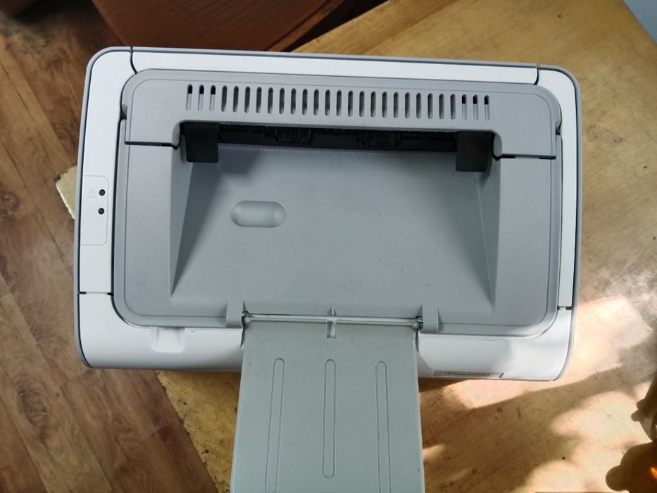 Продам принтер hp p1102