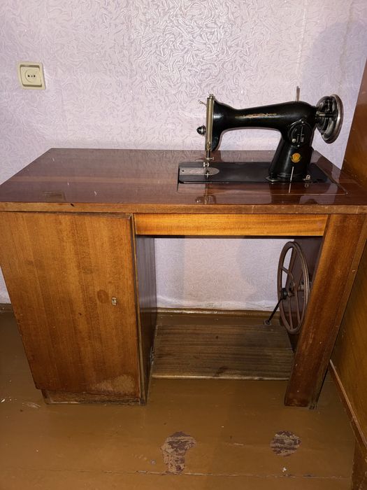 Швейная машинка