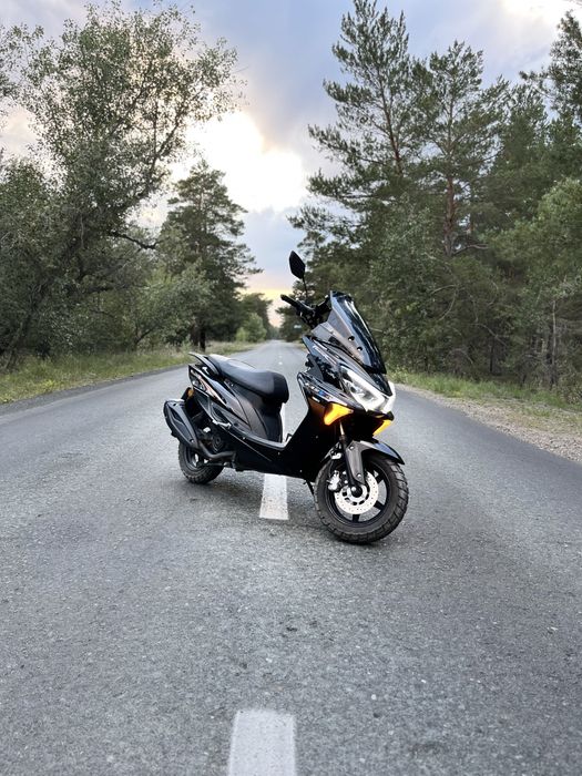 Продам скутер Li-Ya Maxi