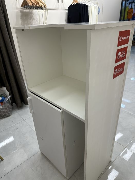 Ресепшн для бутика