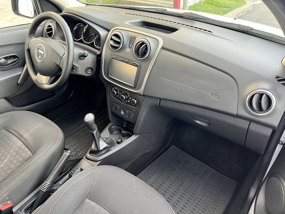 Dacia Logan 1.5 dCi 90 Cp EURO 6 An fab 2016 Navigatie Un Singur Propietar !