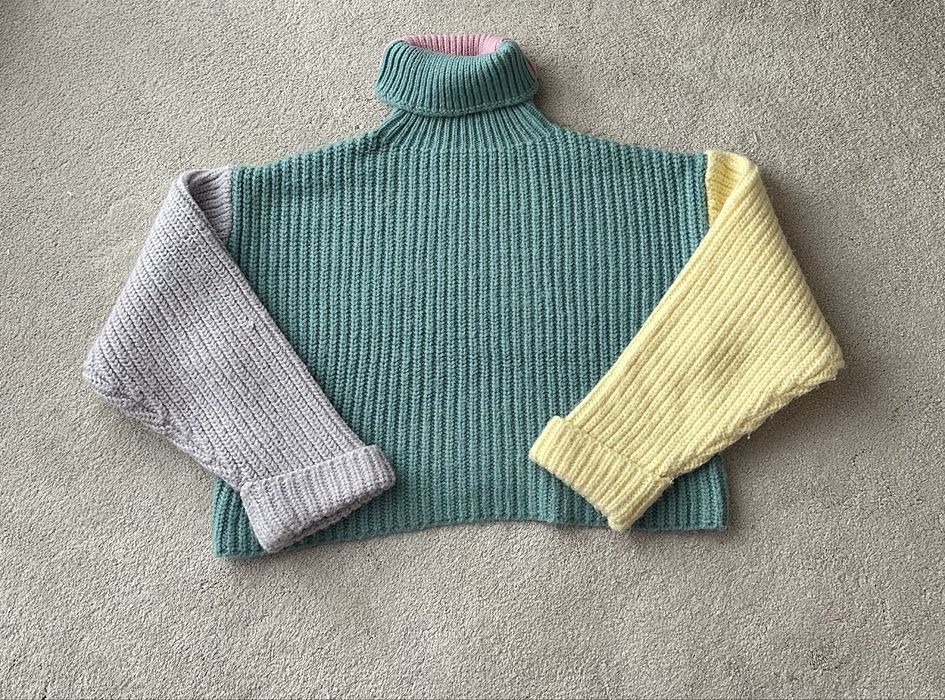 Цветен плетен пуловер с дълъг ръкав – 13–14 г., увеличен размер