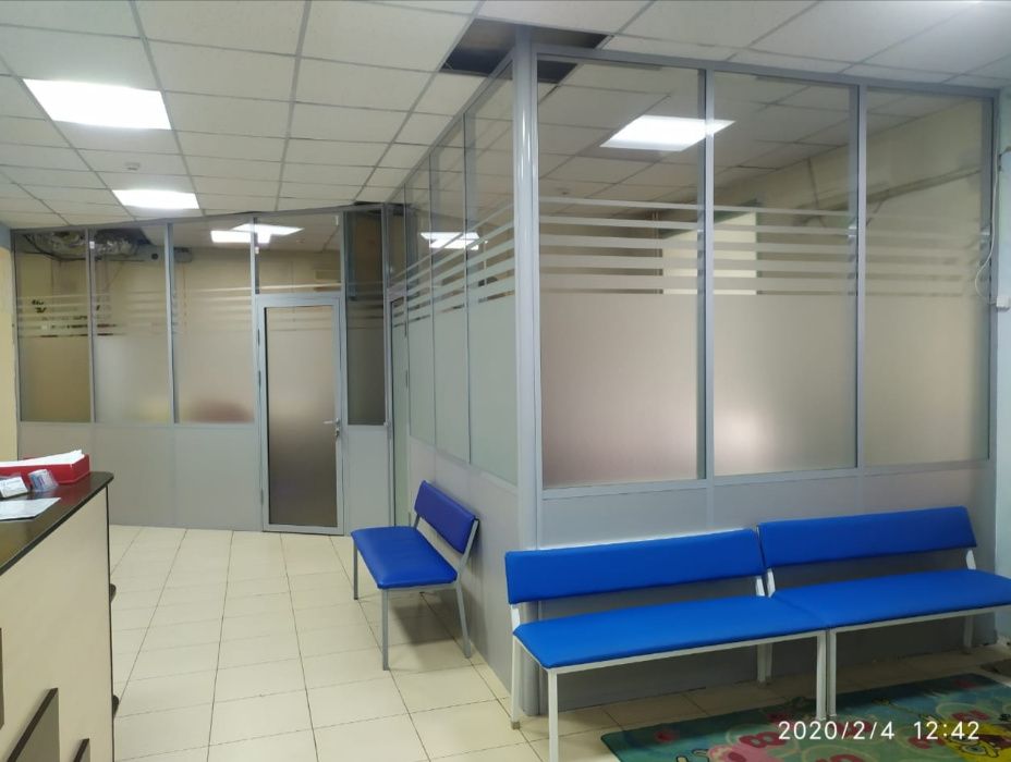 Офисные стеклянные перегородки индивидуально на заказ
