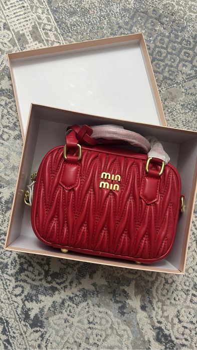 Сумка “miu miu”.