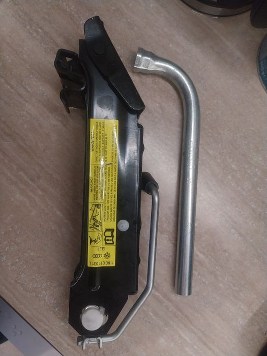 Продавам оригинални нови аварийни инструменти