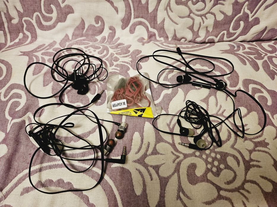 Наушники на телефон