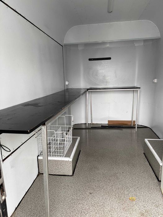 Срочно фудтрек сотилади