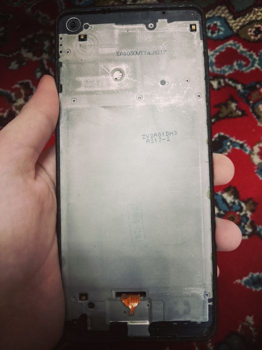 Продаётся телефон