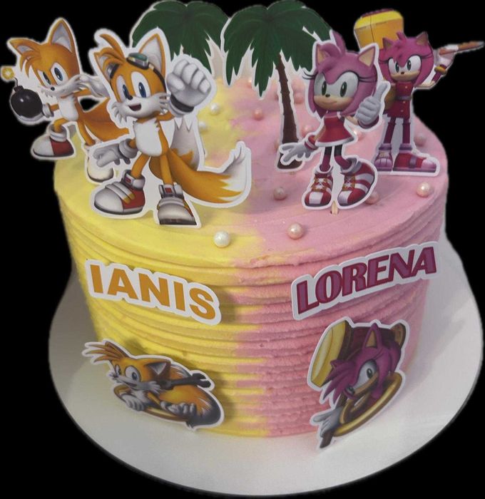 Realizez decoratiuni toppere din carton pentru prăjituri și torturi