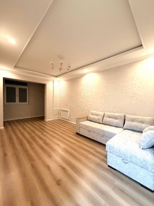 Ависозлар 1 ,1в2/1/4 Кадышева базар