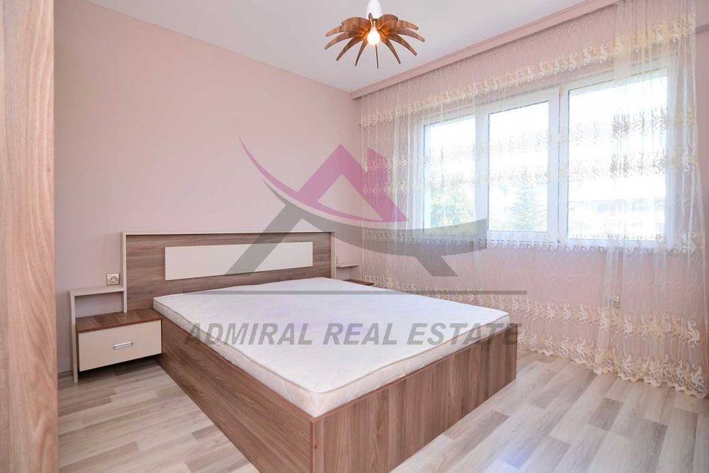 Дава се под наем Четиристаен апартамент в Варна, Цветен квартал - 86 кв.м за 750 € - Снимка #2