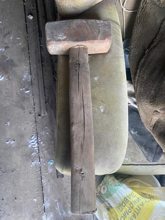 Продам топор и кувалду советские