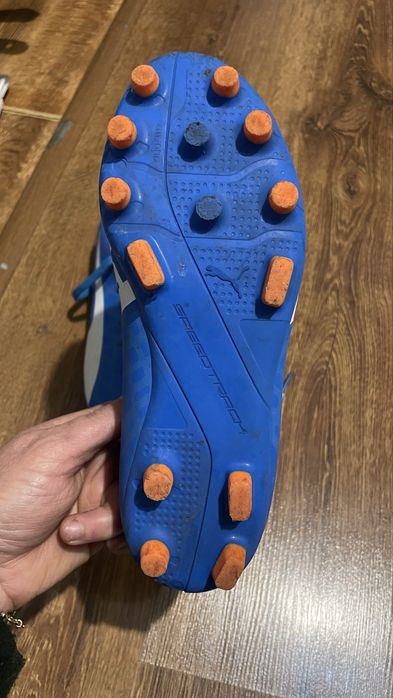 Бутонки  юношески