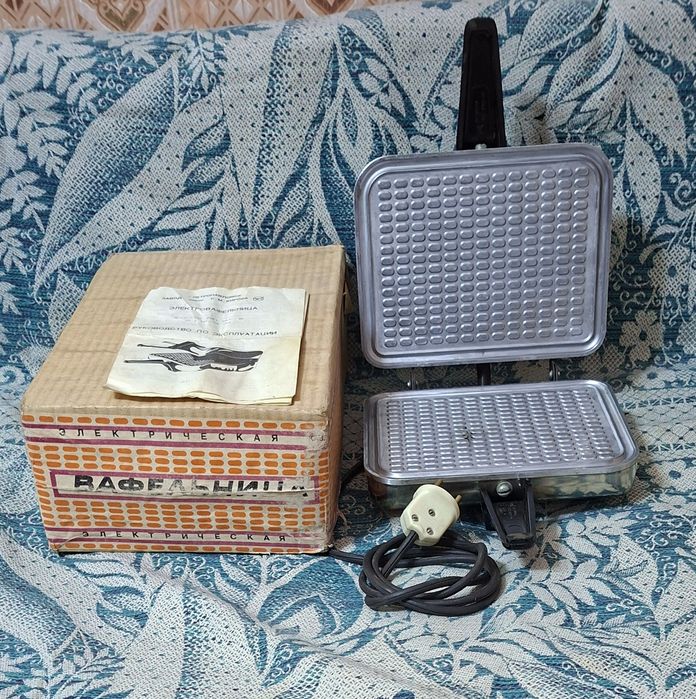 Электровафельница