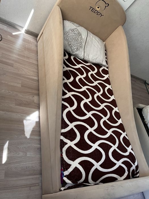 Продам датскую кровать