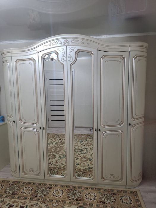 Спальный гарнитур сатылады!!!