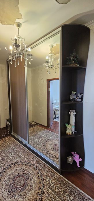 Продам шкаф купе в прихожую