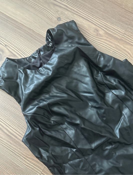 rochie imitatie de piele