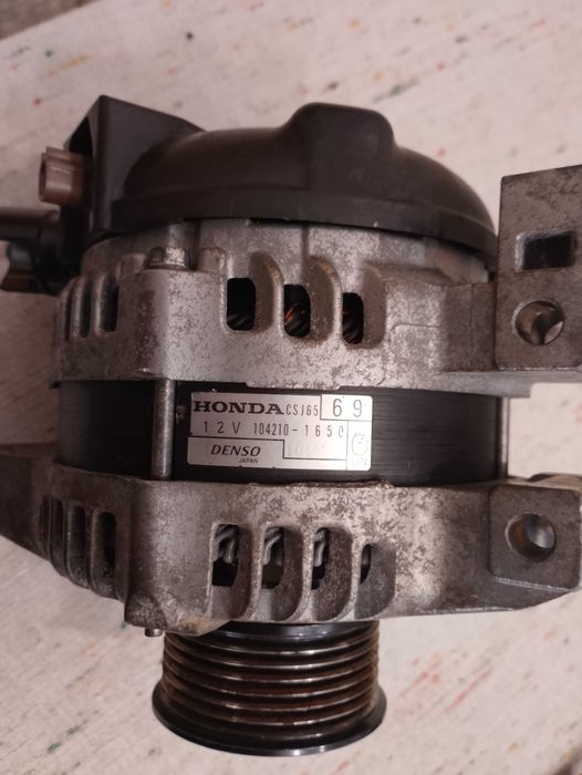 Алтернатор за Honda CRV