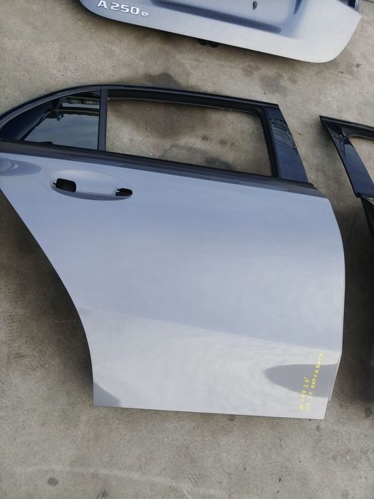 usa portiera dreapta spate  mercedes a-class w177 hatchback 2020