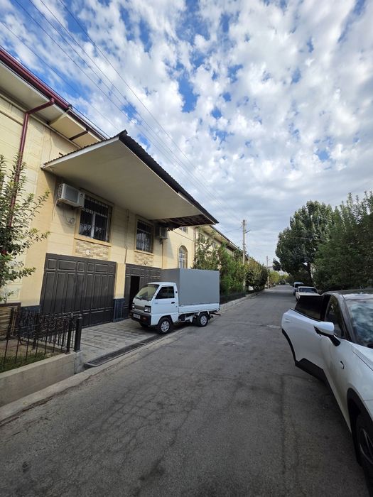 Шакарчи Махалла Сокин куча 6 сотих 8 Хона 198000$