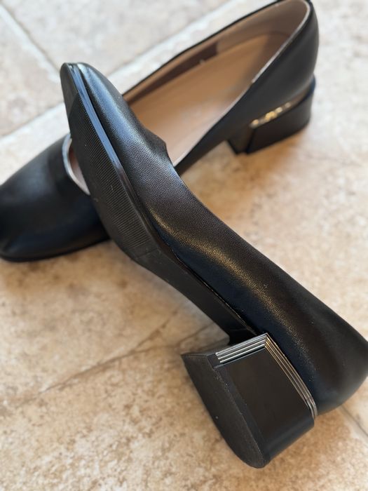 Нови обувки Tendenz