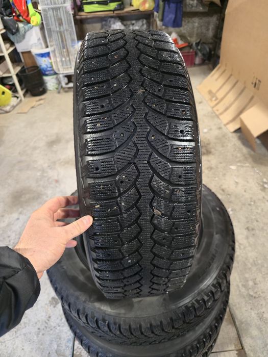 Продам резину 225/65R17 Brigestone