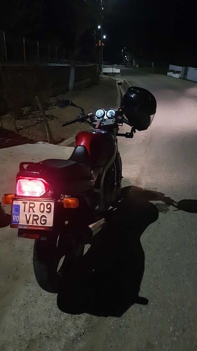 Suzuki gs 500 contact la nr de telefon sau pe WhatsApp