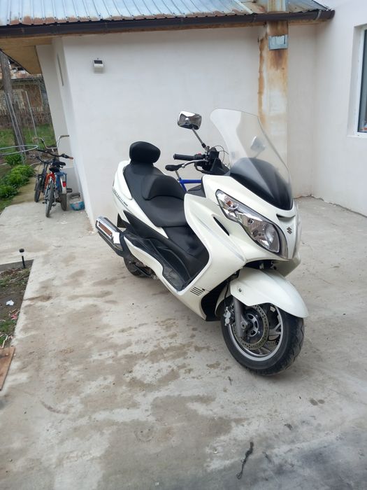 Vînd suzuki Burgman