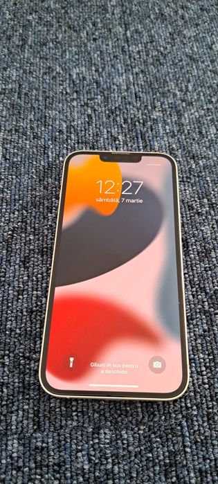 Vând iphone 13  impecabil 10/10