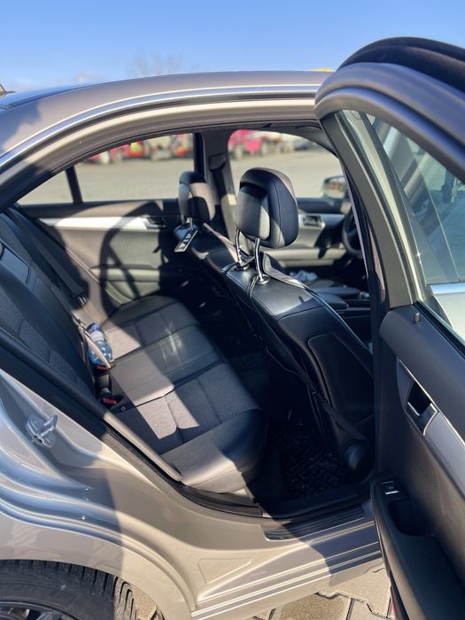 Mercedes benz c class w 204 COD MOTOR OM 646