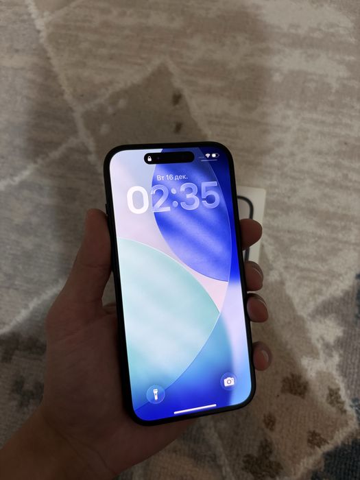 Продам iphone 15 128gb