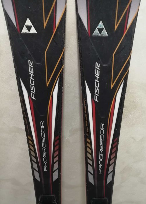 Ски Fischer Progressor 800 155см, щеки 120см, калъф