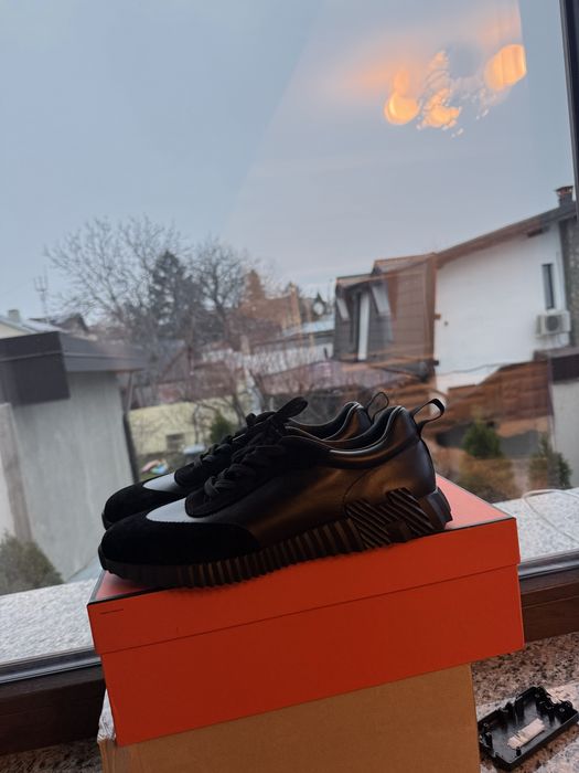 Sneakers Hermès negri – lux discret